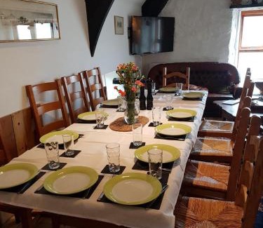 Fishguard Hostel | James John Hamilton House and backpacker hostel