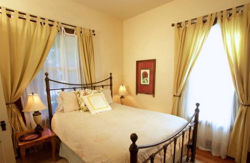 Walla Walla House | James McCool House · JMC...Historical Farm House with Modern Amenities