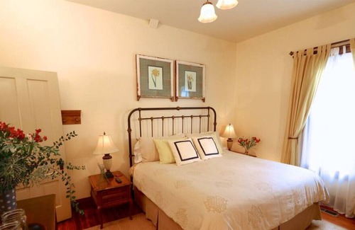 Walla Walla House | James McCool House · JMC...Historical Farm House with Modern Amenities