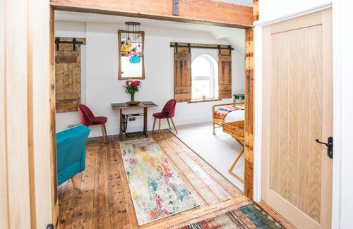 Merthyr Tydfil House | James' Place at Brynawel