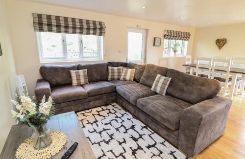 Brigg House | James Ville Marina Lodge 10