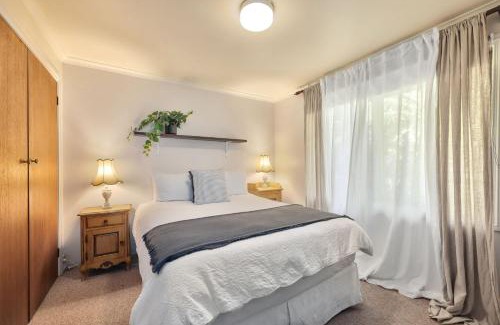 Jamieson Apartment | Jamieson Cottages - Cottage TWO - Sleeps 4