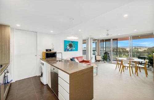 Reid Apartment | Jamieson - Lakeview Apt