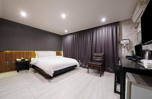 Bangi-dong Hotel | Jamsil Selene