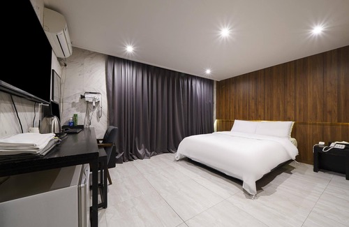 Bangi-dong Hotel | Jamsil Selene