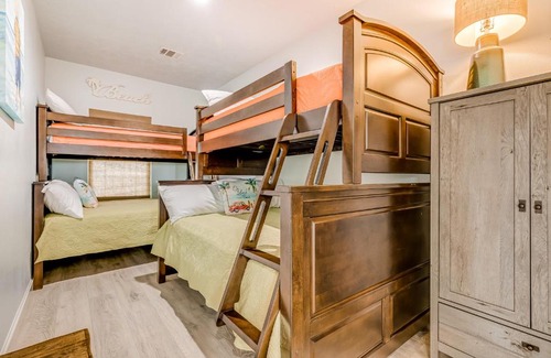 Crystal Beach House | Jan and Jerry's Sandbox