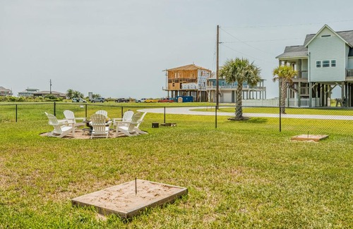 Crystal Beach House | Jan and Jerry's Sandbox