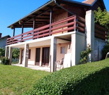 Jastrebarsko House | Jana