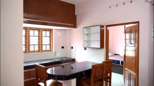 Quilon Apartment | Janani Building - Silver