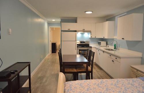 East Newton North Apartment | jane's cozy suite