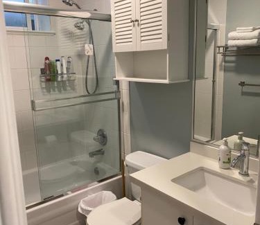 East Newton North Apartment | jane's cozy suite