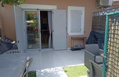 Palavas-les-Flots House | Janislove34 Maison 1 Chambre avec accès piscine dans résidence à Palavas les flots