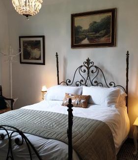 Flimwell House | Janitor's Lodge