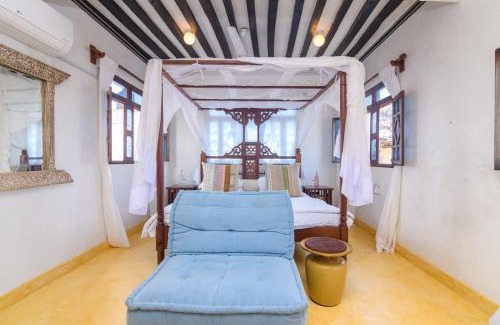 Shela Apartment | Jannah Pate 2 Bedroom Suite with AC and Rooftop