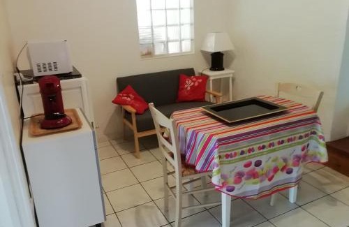 Arsac House | Janyjack