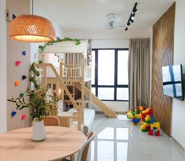 Kajang Apartment | Japandi Family Play Suite with Slide Bunk Bed
