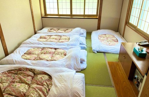 Iida Hotel | Japanese style room available for 5 people/Kitaazumi-gun Nagano