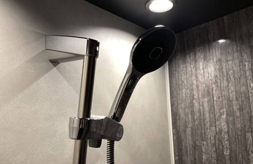 Kusatsu Onsen Hotel | JapaneseWestern style room shower booth only f/Agatsumagun Gunma