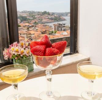 Santa Marinha House | Jardim do Morro Places