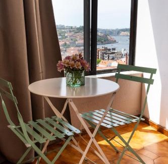 Santa Marinha House | Jardim do Morro Places