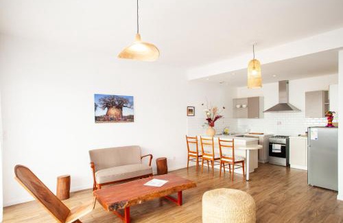 Antananarivo Avaradrano Apartment | Jardin d'Ivandry Piscine et terrasse