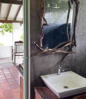 Morjim Bed & Breakfast | Jardin d'Ulysse & Hard Rock