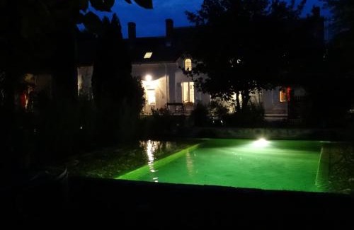 Saint-Julien-de-Chedon Bed & Breakfast | Jardin de Canaan