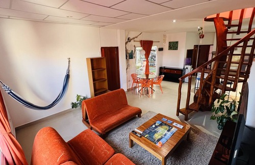 Puerto Ayora House | Jardin de Galápagos.nn
