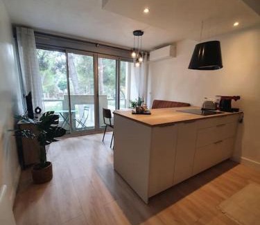 Balaruc-les-Bains Apartment | Jardin de Thau