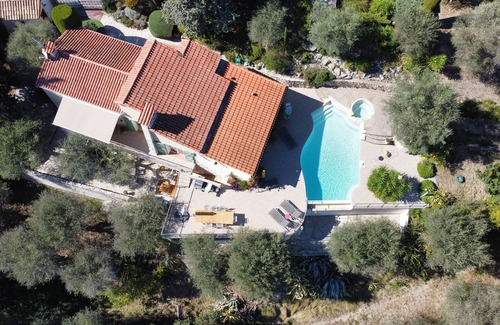 Colomars Villa | Jardin secret" villa, 4-star state label, Nice hinterland, olive grove