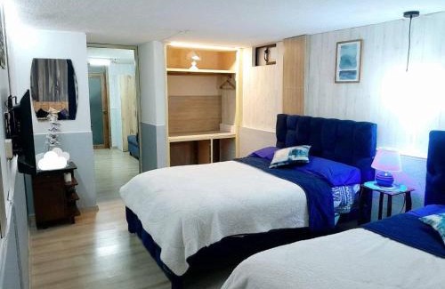 Parroquia Celiano Monge House | Jardines Ambato