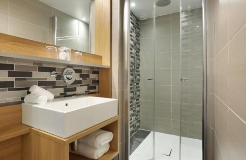 15th Arrondissement Hotel | Jardins de Mademoiselle Hôtel & Spa