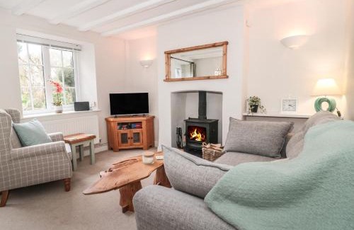 Kilmington House | Jasmine Cottage
