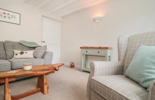 Kilmington House | Jasmine Cottage