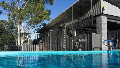 Ellalong House | Jasmine Escape DONT BOOK CLOSING DOWN