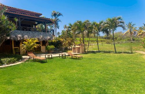 Las Galeras Apartment | Jasmine La Playita - Ocean Front