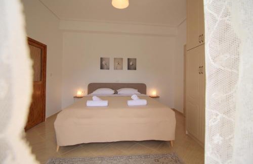 Delvine House | Jasmine Sol Retreat