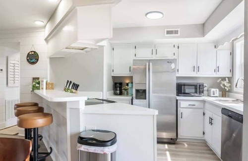 North Carolina Coast Apartment | Jasmine Waves, North end CB