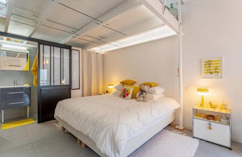 Serignan House | Jasmine Yellow