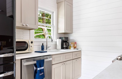 North Charleston Apartment | Jasper at The Quad: Distillery District Oasis