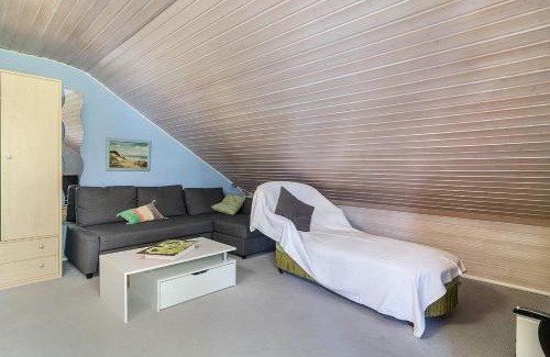 Owingen Apartment | Jaulneau