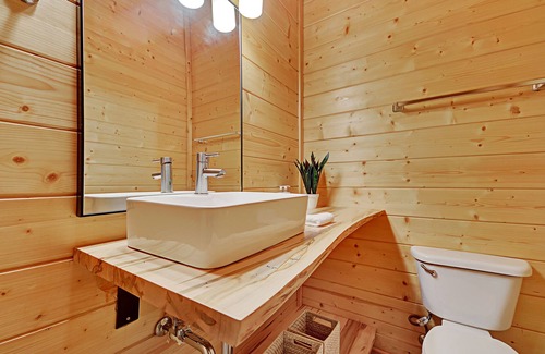 Gatlinburg - Pigeon Forge Cabin | Java by AvantStay | 12 Mins to Pigeon Forge + View