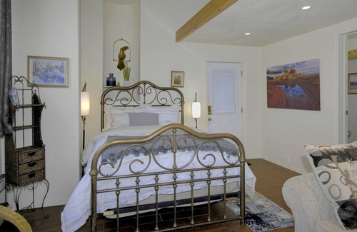 Oak Creek Apartment | Javelina Hideout 1 Bedroom Casita With Pool And Views
