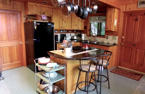 Port Angeles House | Jaw dropping.a special place for special occasions.