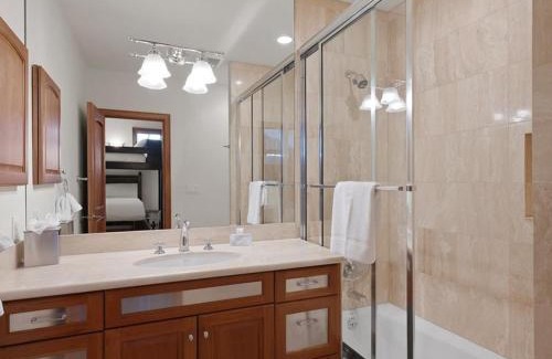 Snowmass Village Ski Chalet | Jay Chalet by Snowmass Vacations