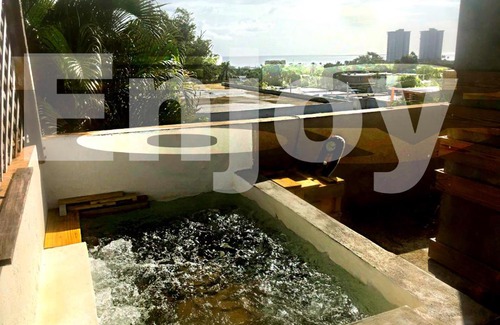 Vilomar Apartment | Jay's home by the beach & rainforest