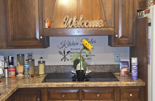 Hamden Bed & Breakfast | Jay's Ranch