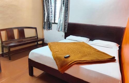 Nullatanni House | Jayam Cottage Budget Rooms Munnar