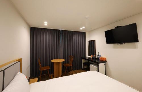 Gunam-ro 8beon-gil Hotel | JB Plus Hotel