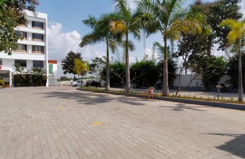 Srirangam Hotel | JB Residency